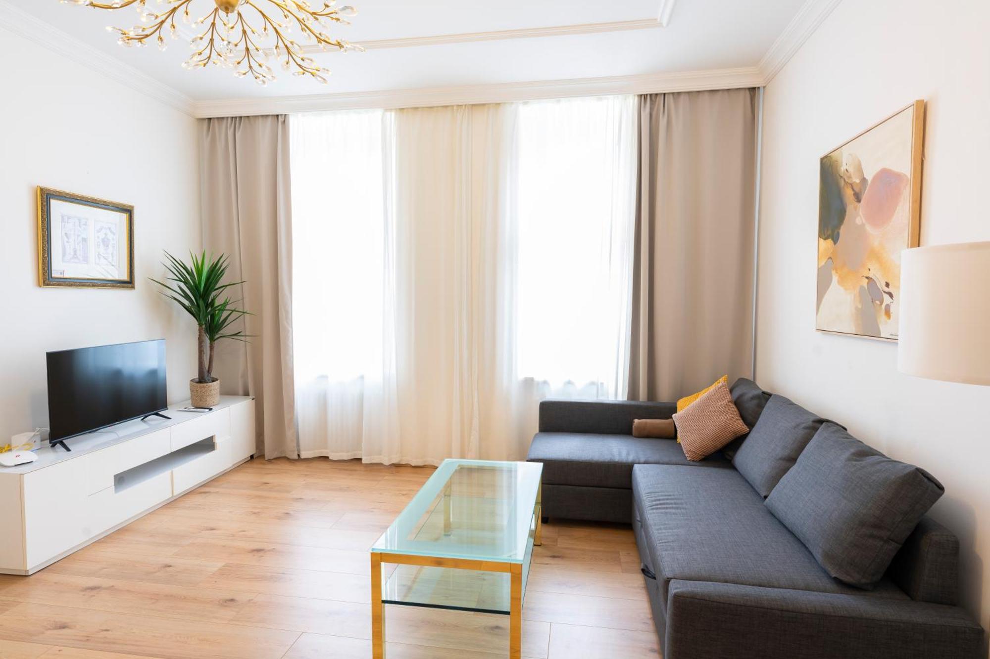 Belvedere Palace Apartment Вена Экстерьер фото